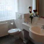 Отель Garni-hotel Alt Wernigeroeder Hof 3*
