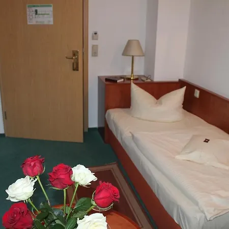 酒店 Garni-hotel Alt Wernigeroeder Hof 韦尼格罗德