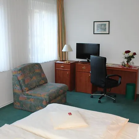 Garni-hotel Alt Wernigeroeder Hof 韦尼格罗德