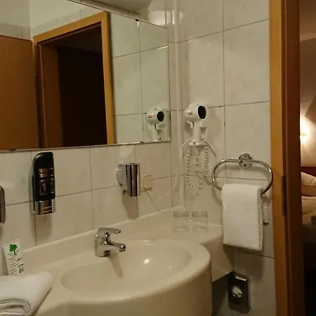 Garni-hotel Alt Wernigeroder Hof Szálloda