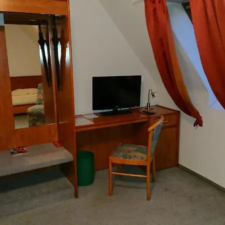 Отель Garni-hotel Alt Wernigeroeder Hof