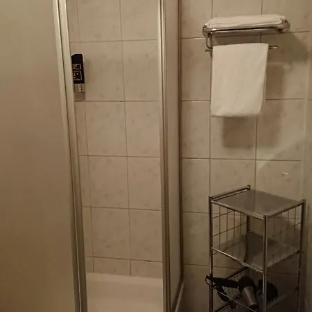 Отель Garni-hotel Alt Wernigeroeder Hof Вернигероде