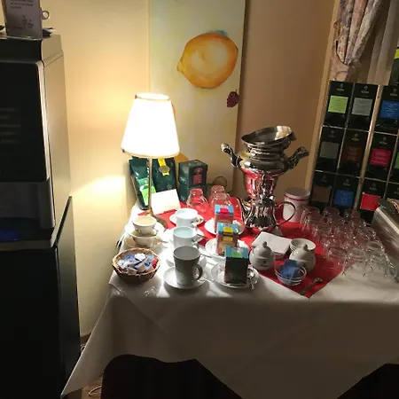 Отель Garni-hotel Alt Wernigeroeder Hof Вернигероде