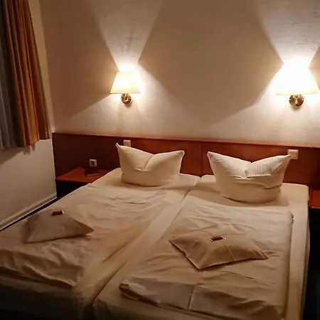 酒店 Garni-hotel Alt Wernigeroeder Hof 韦尼格罗德