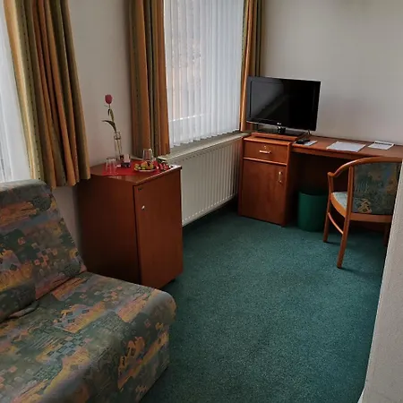 Garni-hotel Alt Wernigeroeder Hof 3* 韦尼格罗德