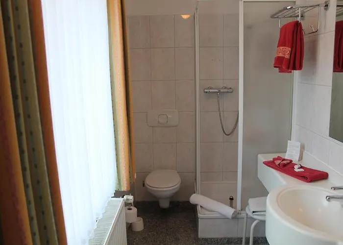 Garni-hotel Alt Wernigeroeder Hof 3*