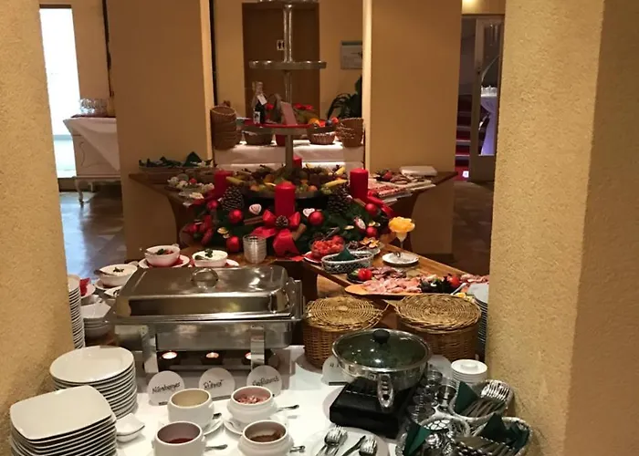 Garni-hotel Alt Wernigeroeder Hof 3*